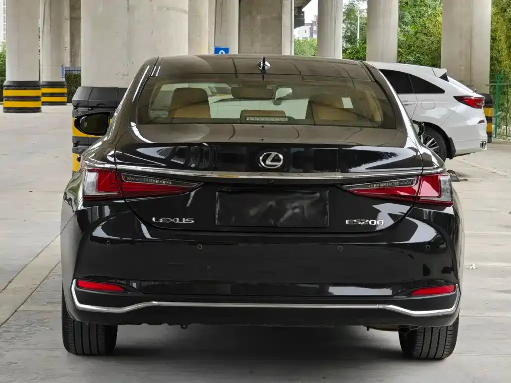 Lexus ES 2024 из CN, фото 5