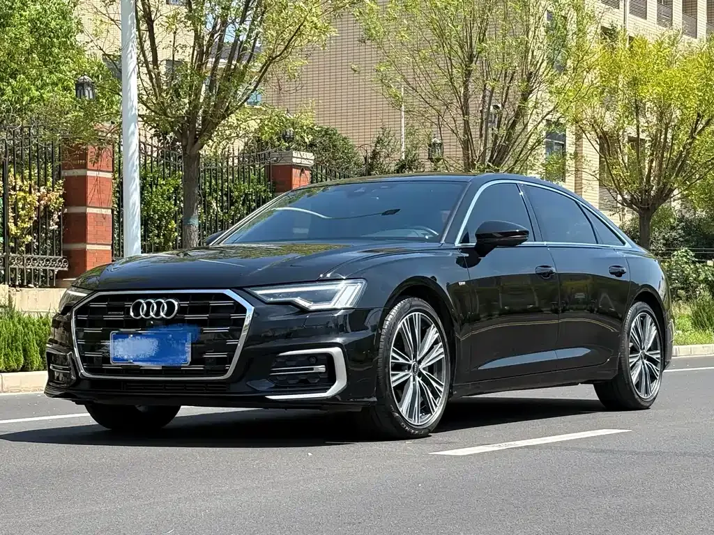 Audi A6L 2023 из CN, фото 1