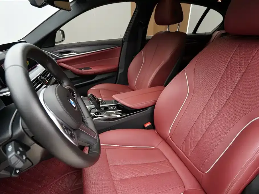 BMW 5 Series — фото 4