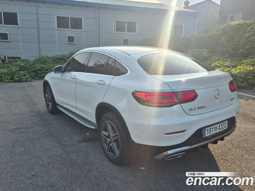 Mercedes-Benz GLC-Class 2023 из KR, фото 2