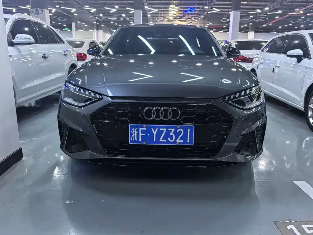 Audi A4L 2024 из CN, фото 1