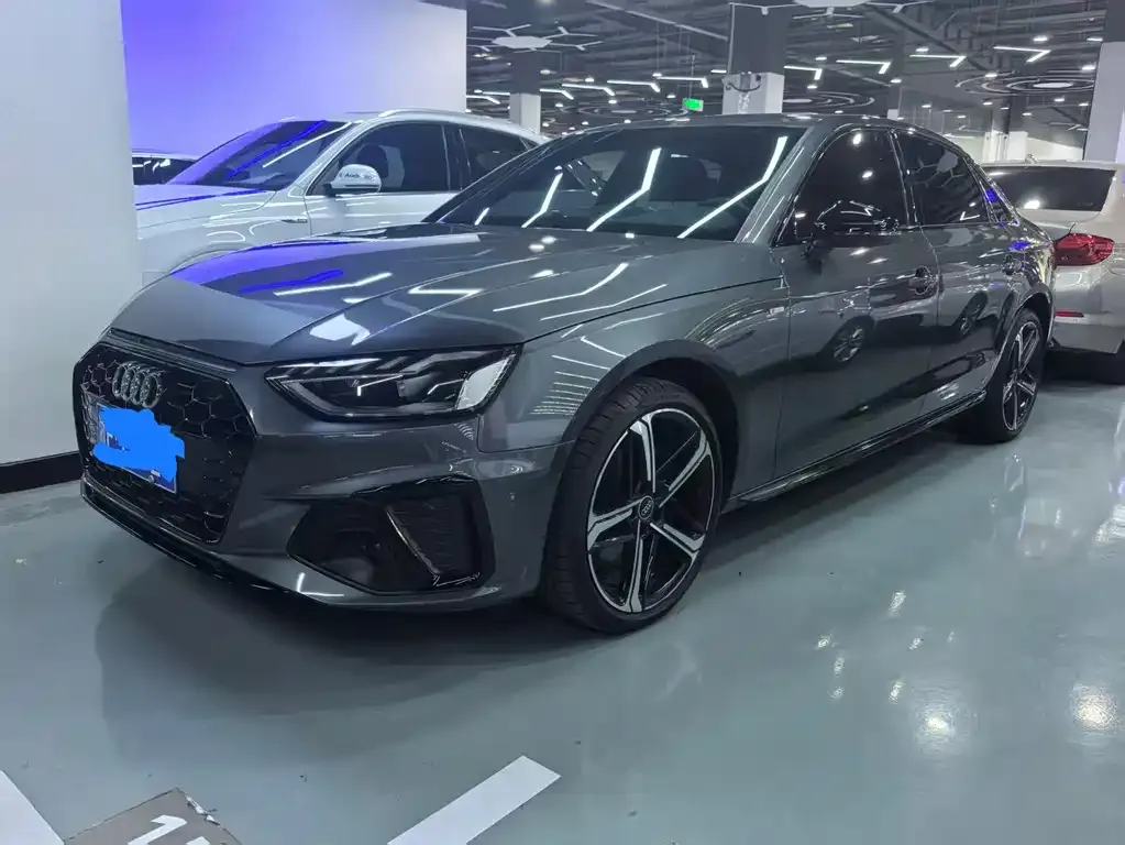 Audi A4L 2024 из CN, фото 2