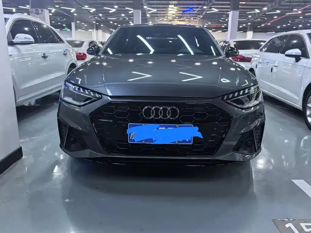 Audi A4L 2024 из CN, фото 3