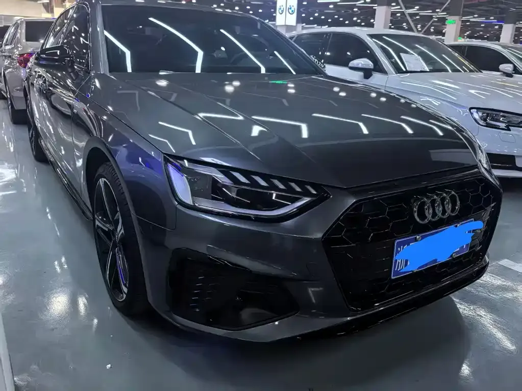 Audi A4L 2024 из CN, фото 4