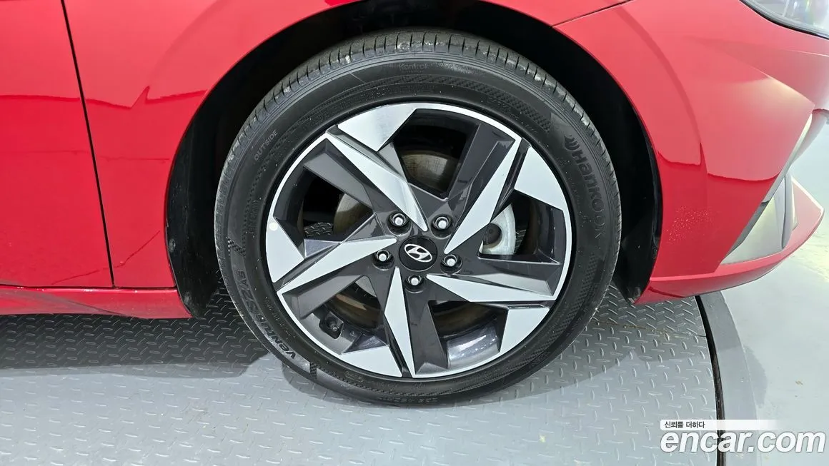 Hyundai AVANTE — фото 5