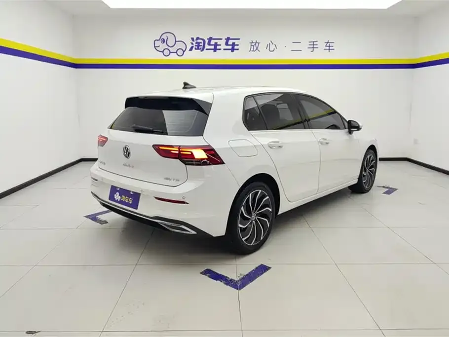 Volkswagen Golf 2021 из CN, фото 3