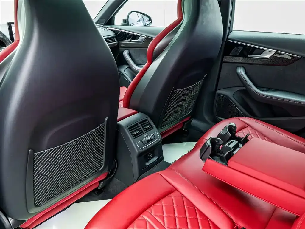 Audi S4 2024 из CN, фото 7