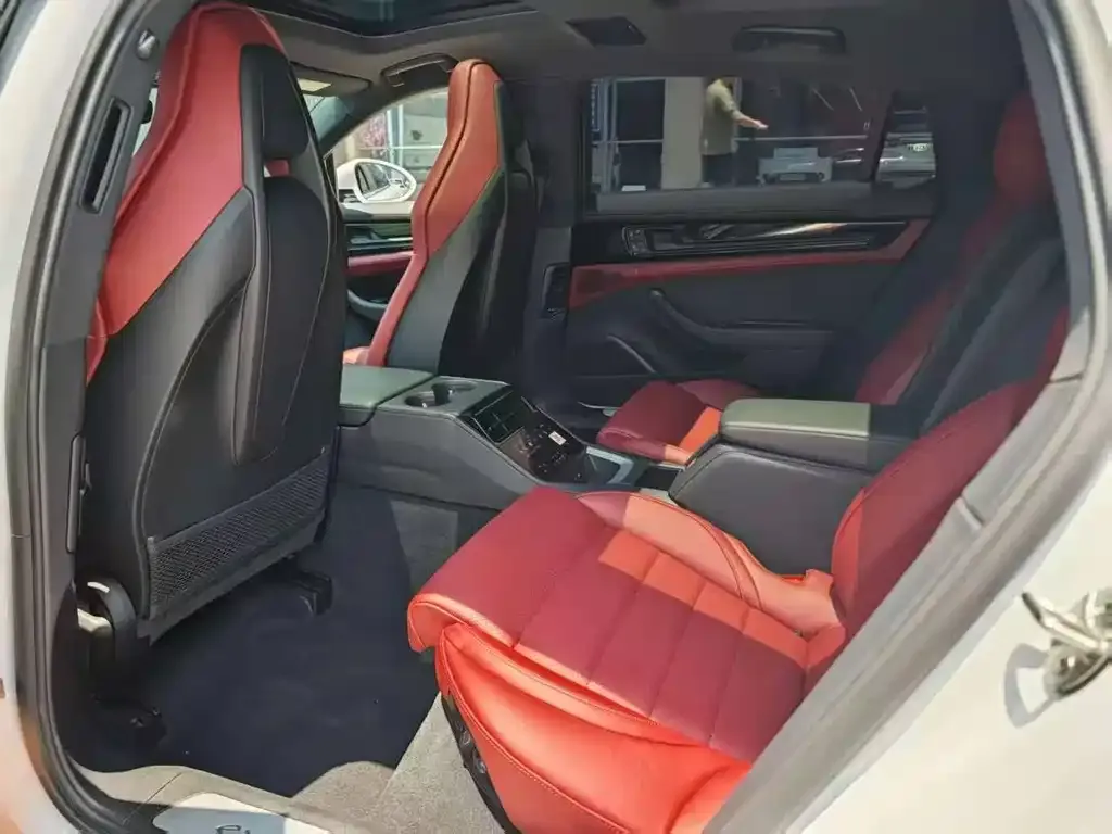Porsche Panamera 2025 из CN, фото 8