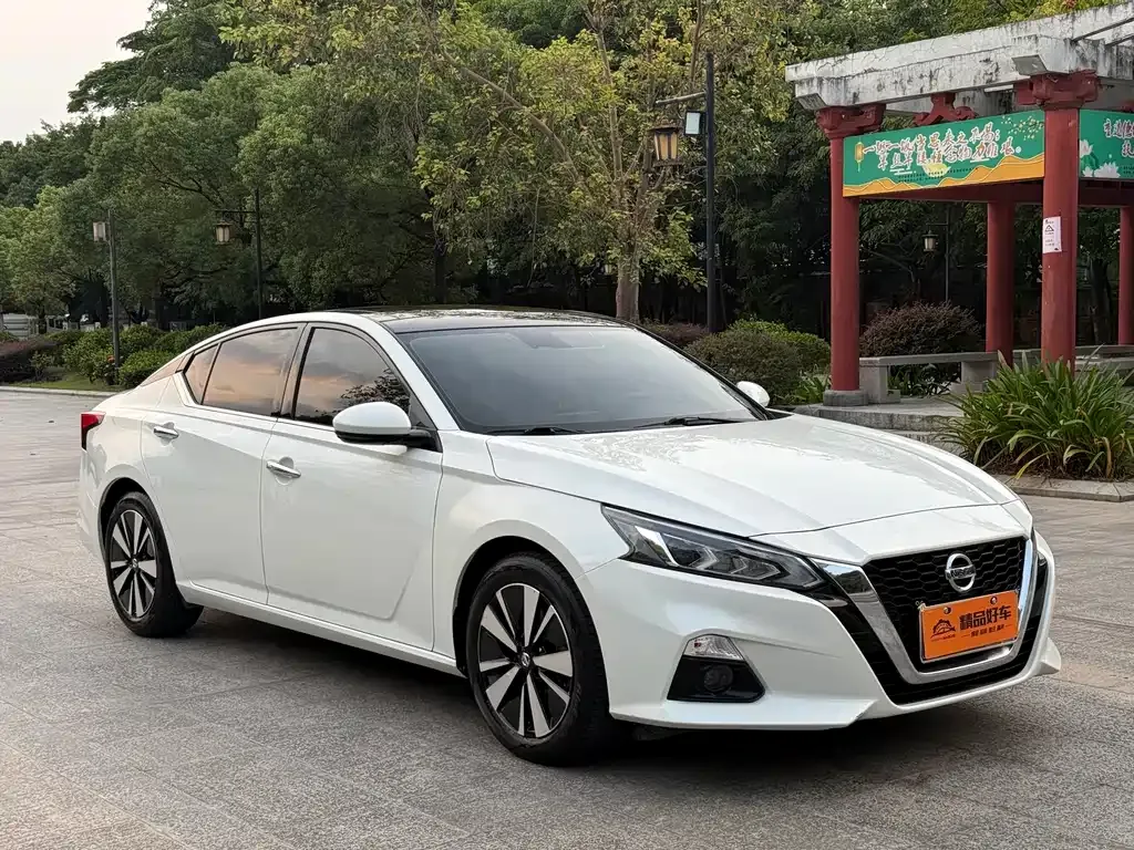 Nissan Teana — фото 3