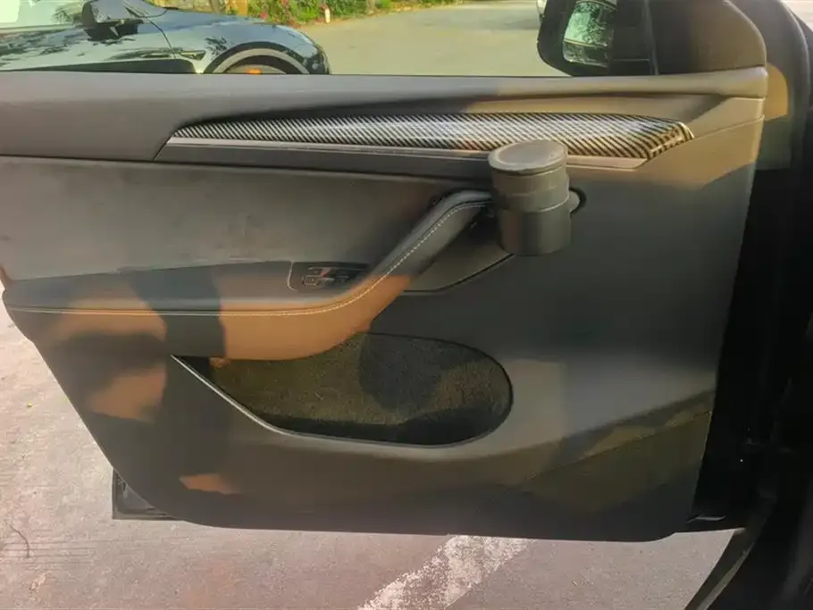 Tesla Model Y 2021 из CN, фото 7