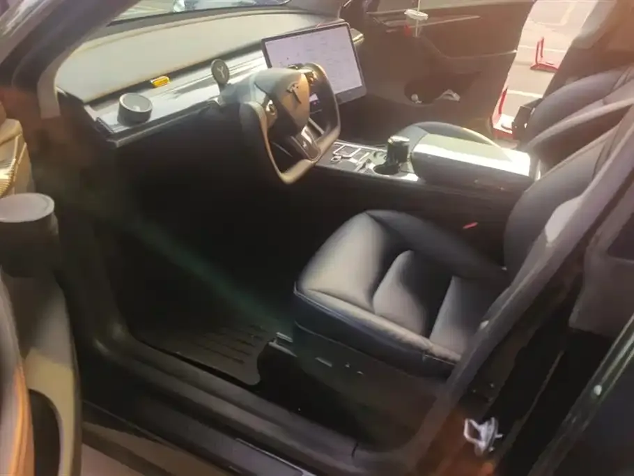 Tesla Model Y 2021 из CN, фото 9