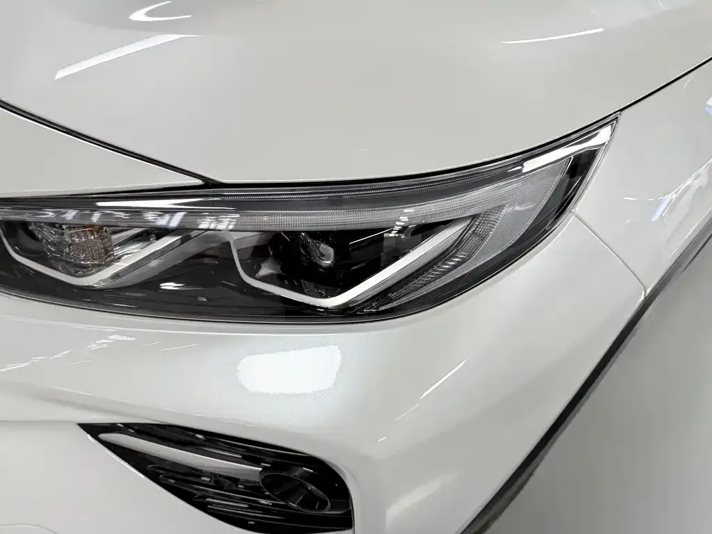 Toyota Wildlander 2024 из CN, фото 4