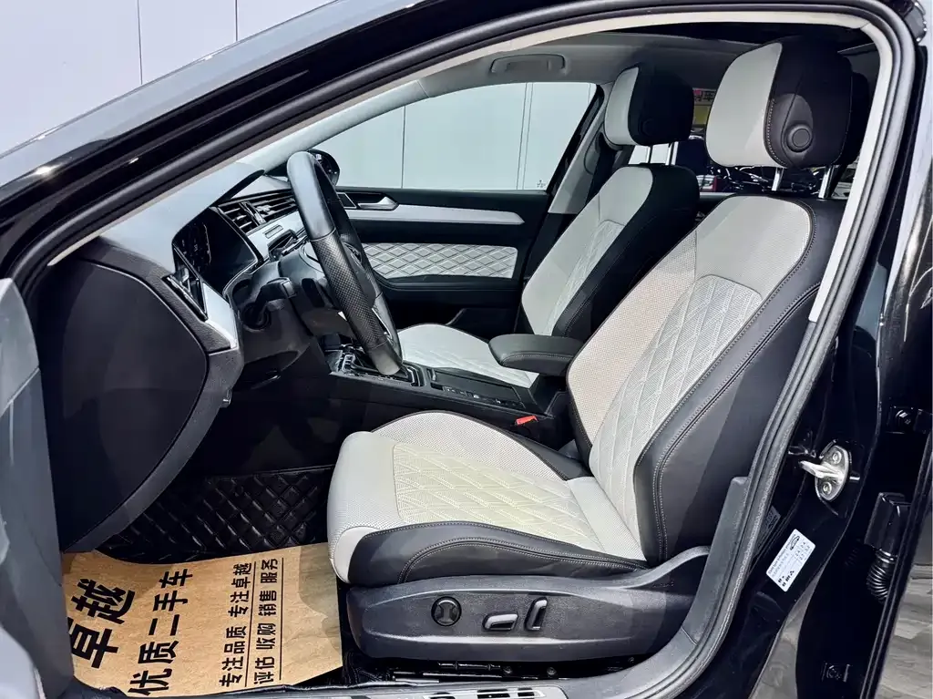 Volkswagen Magotan 2023 из CN, фото 9