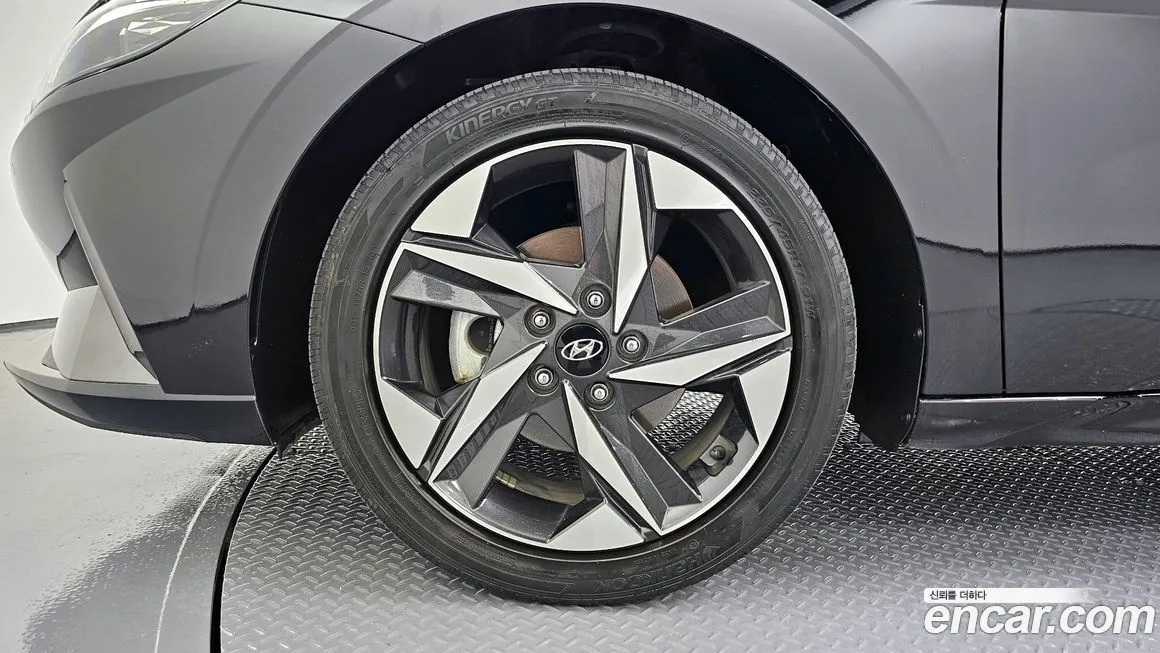 Hyundai AVANTE — фото 5