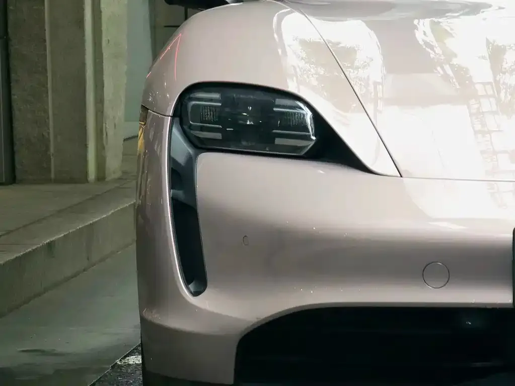 Porsche Taycan 2024 из CN, фото 9