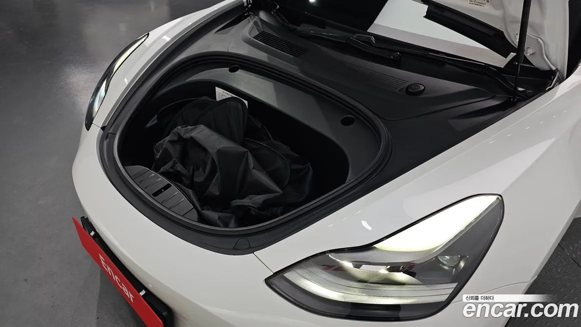 Tesla Model 3 — фото 6