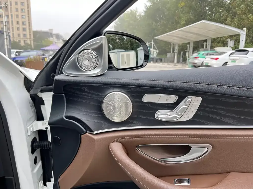 Mercedes-Benz E-Class New Energy 2021 из CN, фото 10