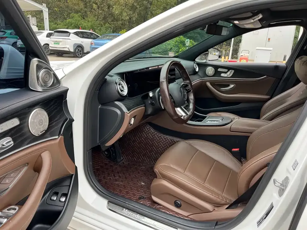 Mercedes-Benz E-Class New Energy 2021 из CN, фото 5