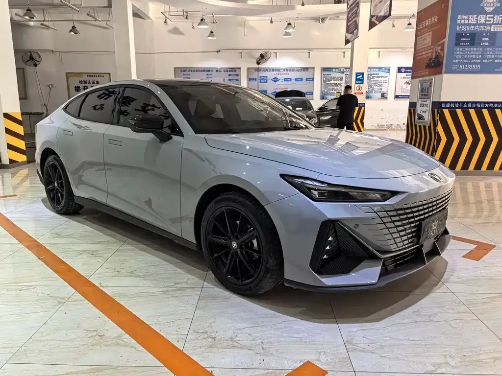 Changan UNI-V 2023 из CN, фото 3