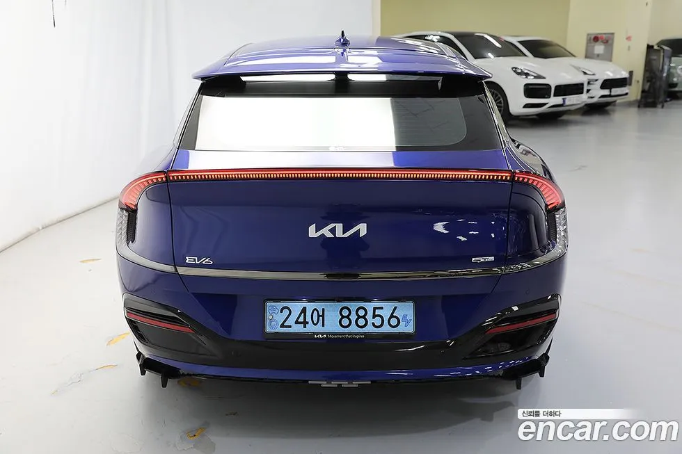 Kia EV6 — фото 6