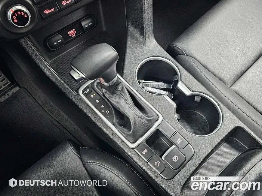 Kia Sportage — фото 9