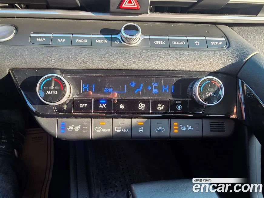 Hyundai AVANTE — фото 10