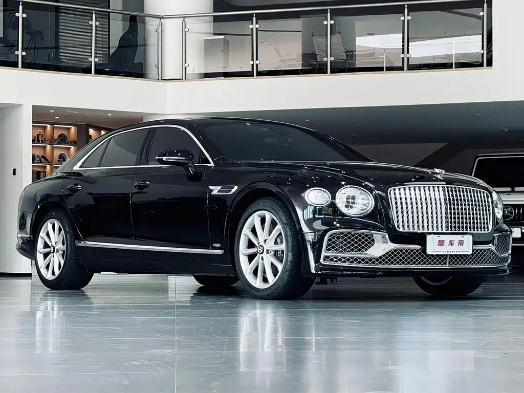 Bentley Flying Spur 2024 из CN, фото 6
