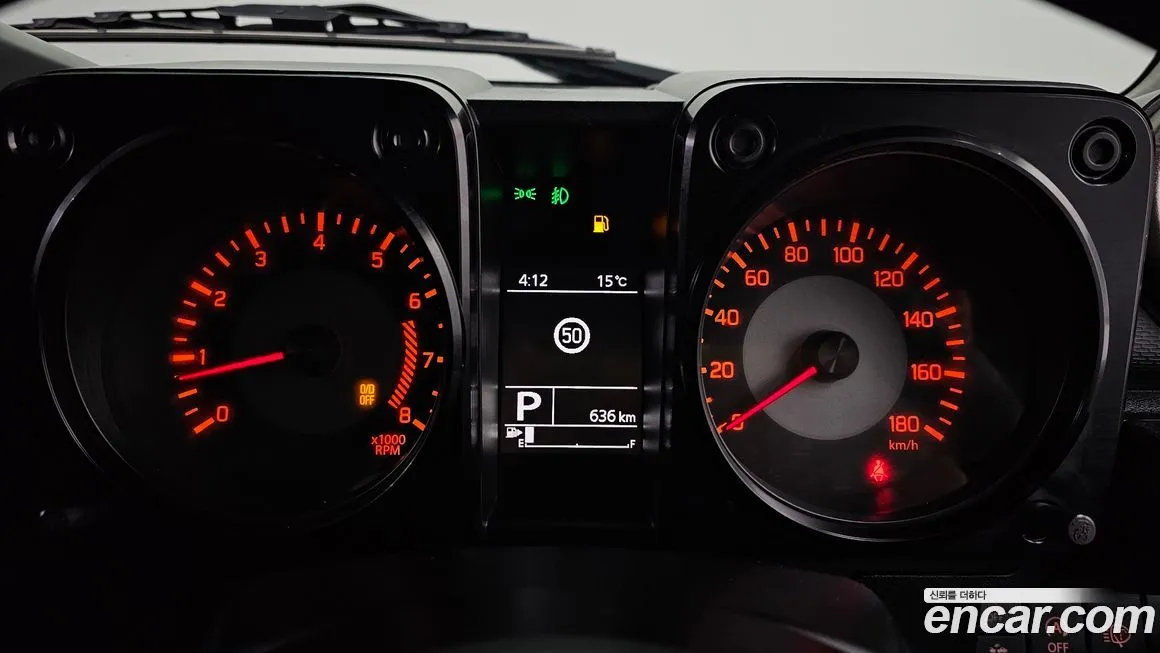 Suzuki Jimny 2023 из KR, фото 8