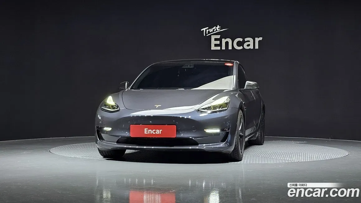 Tesla Model 3 2021 из KR, фото 3