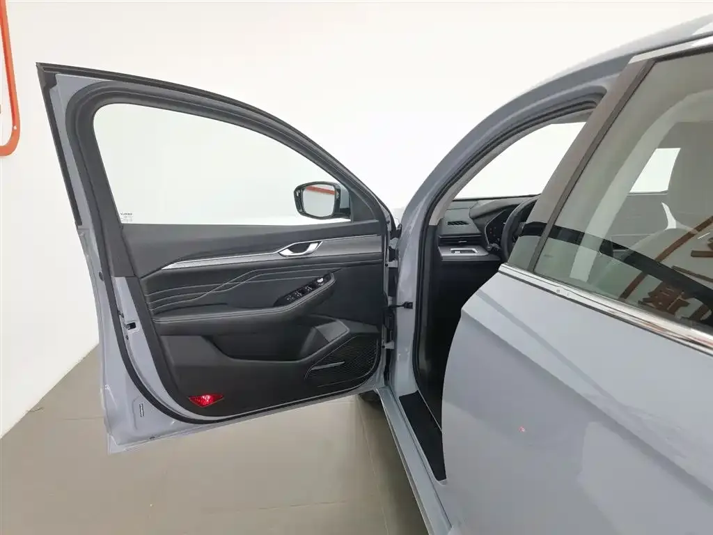 Geely Xingrui 2022 из CN, фото 8