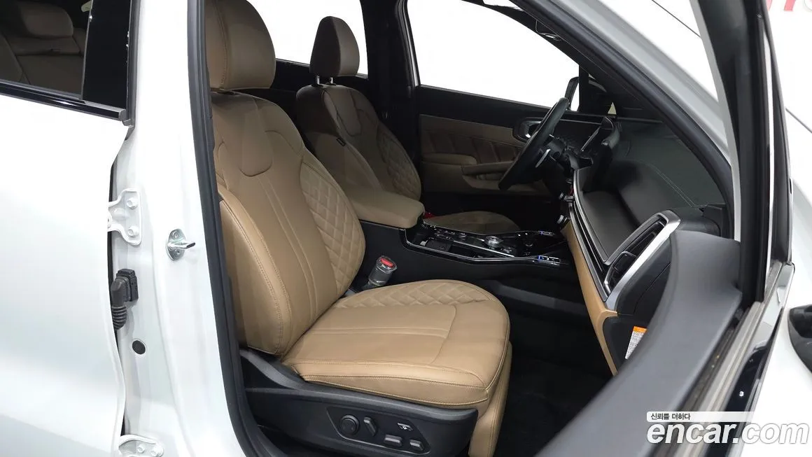 Kia Sorento — фото 10