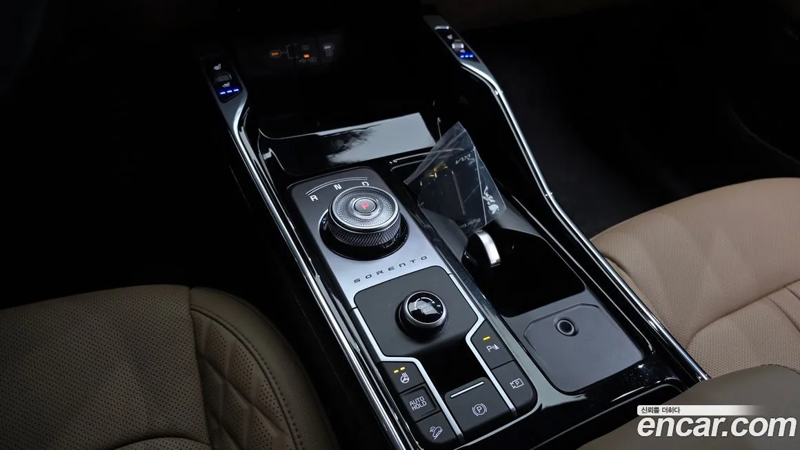 Kia Sorento — фото 9
