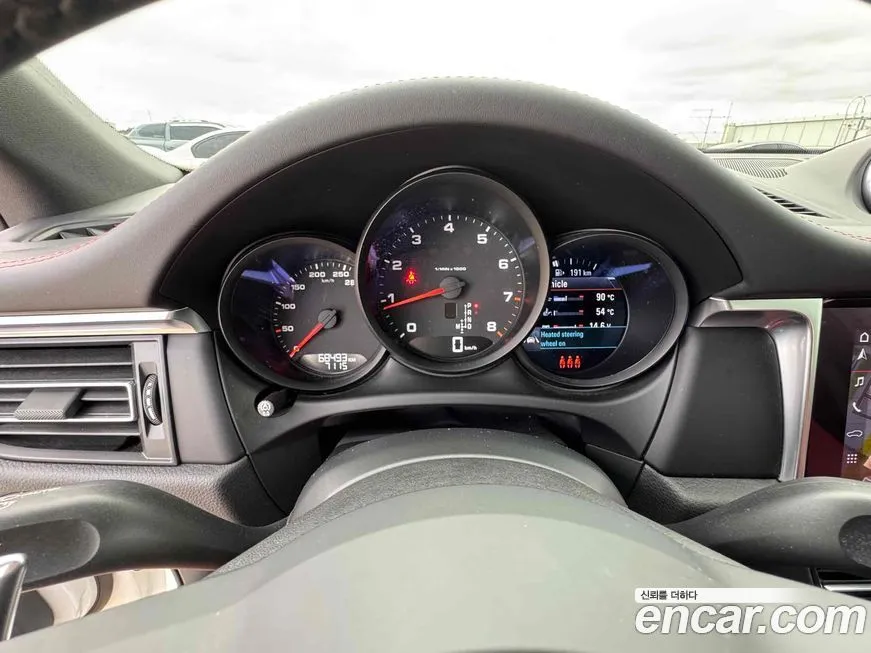 Porsche Macan 2021 из KR, фото 8