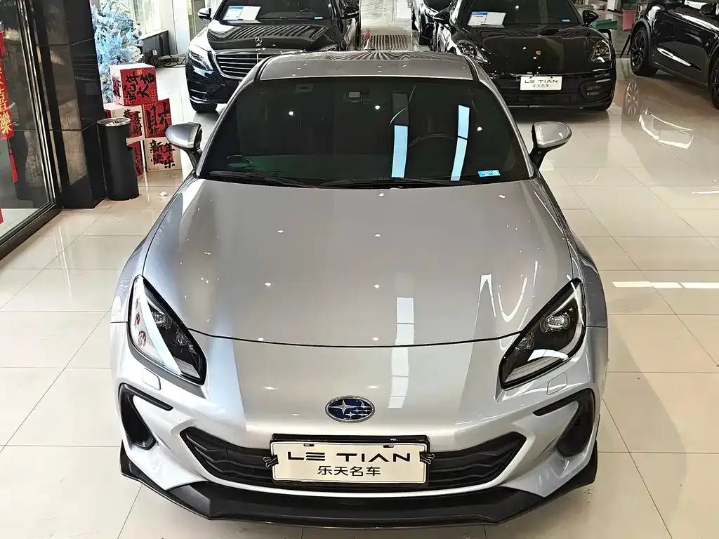 Subaru BRZ 2022 из CN, фото 3