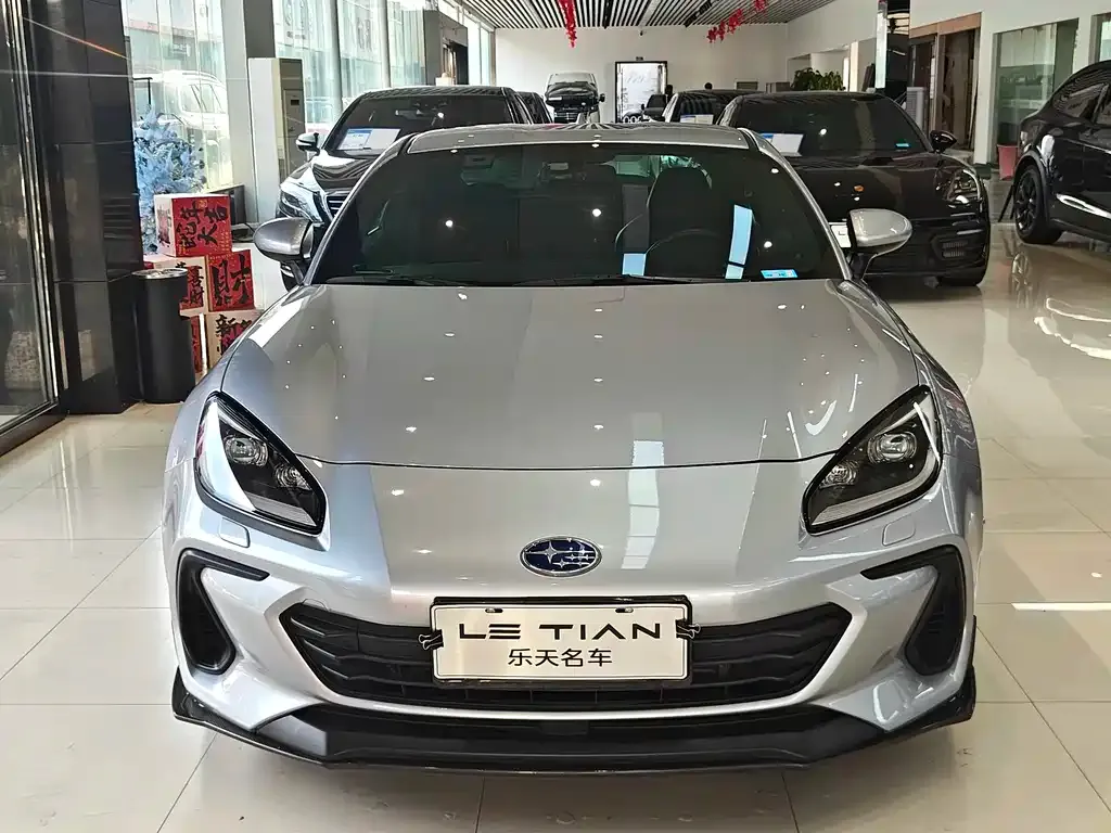 Subaru BRZ 2022 из CN, фото 4