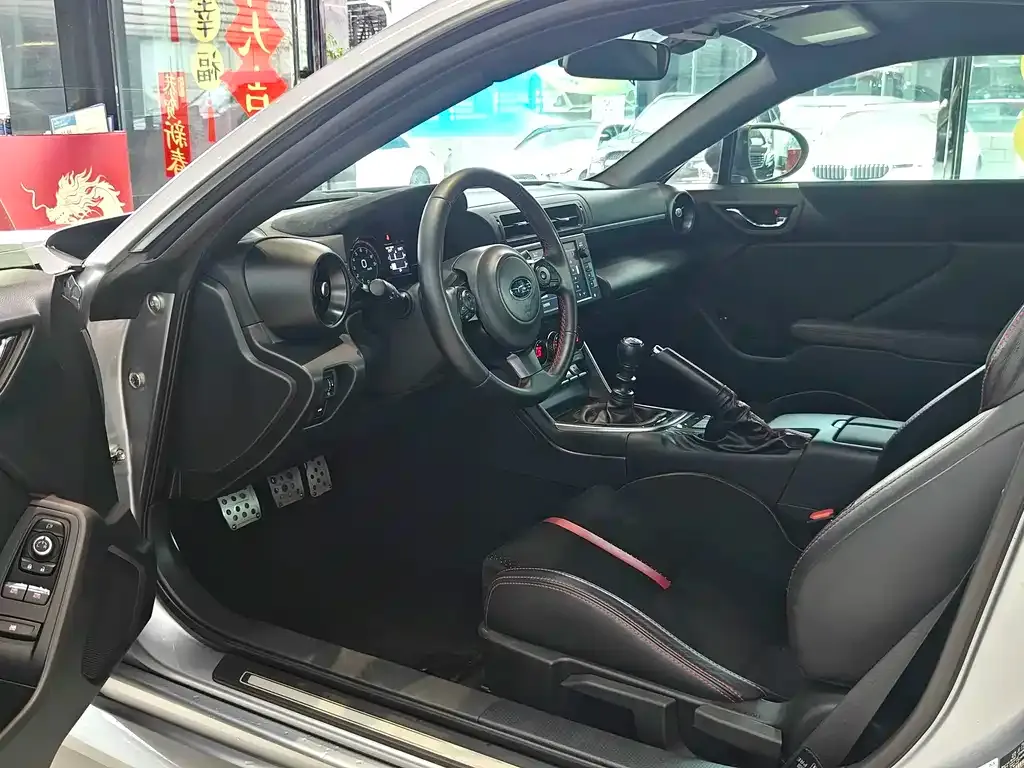 Subaru BRZ 2022 из CN, фото 8