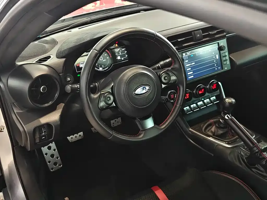 Subaru BRZ 2022 из CN, фото 9