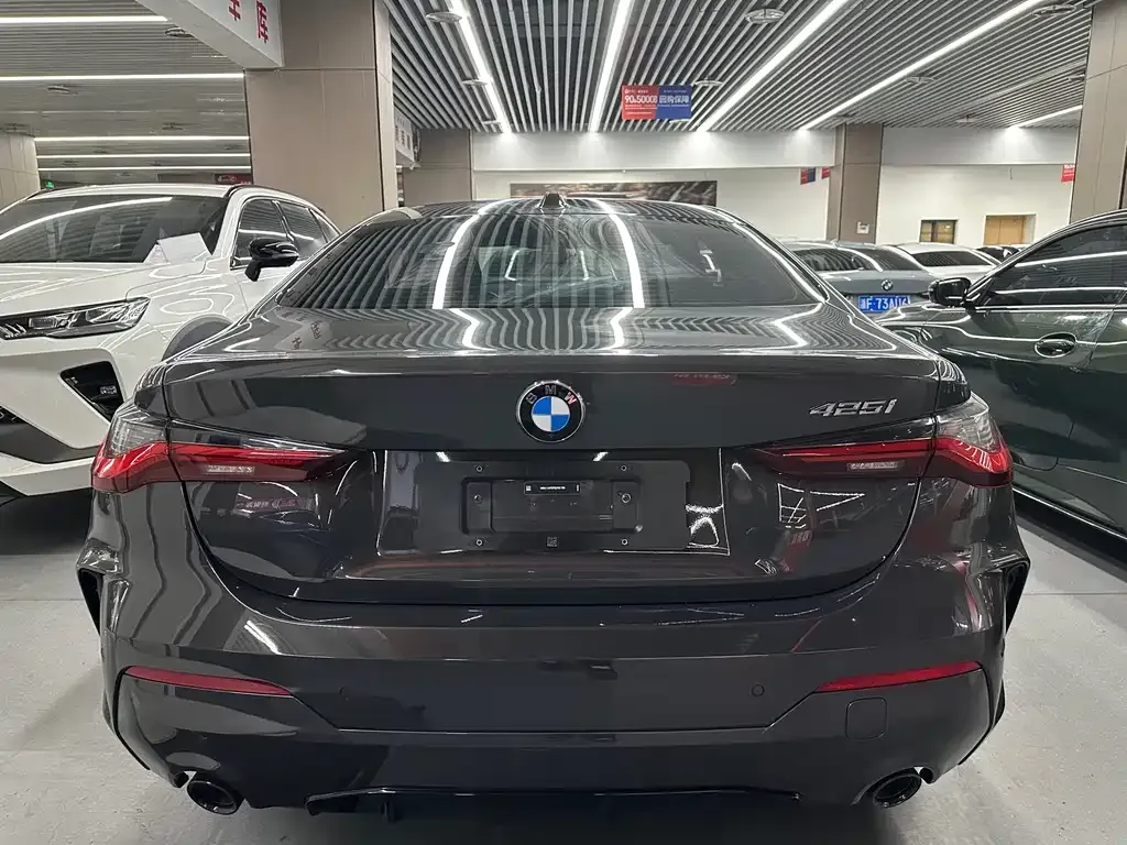 BMW 4 Series 2023 из CN, фото 8