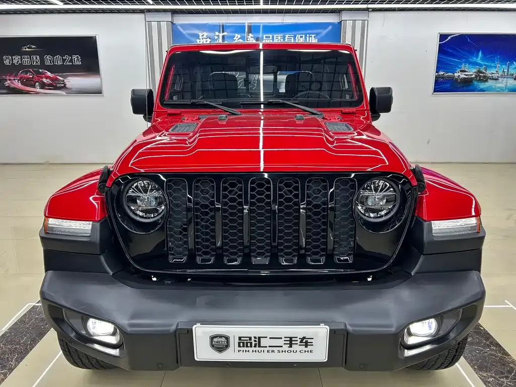 Jeep Gladiator 2023 из CN, фото 2
