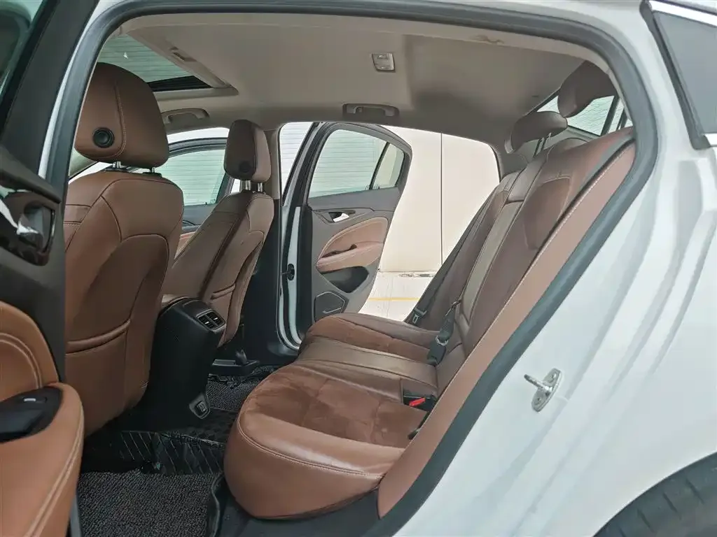 Buick Regal 2021 из CN, фото 2