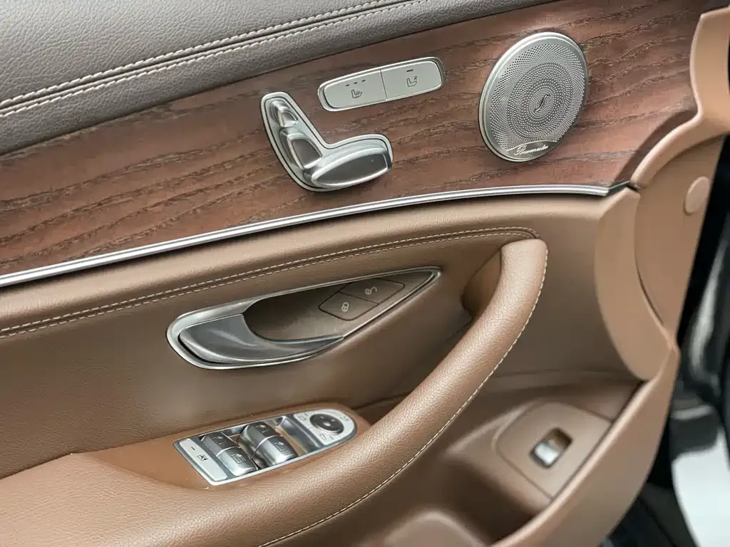 Mercedes-Benz E-Class 2022 из CN, фото 5