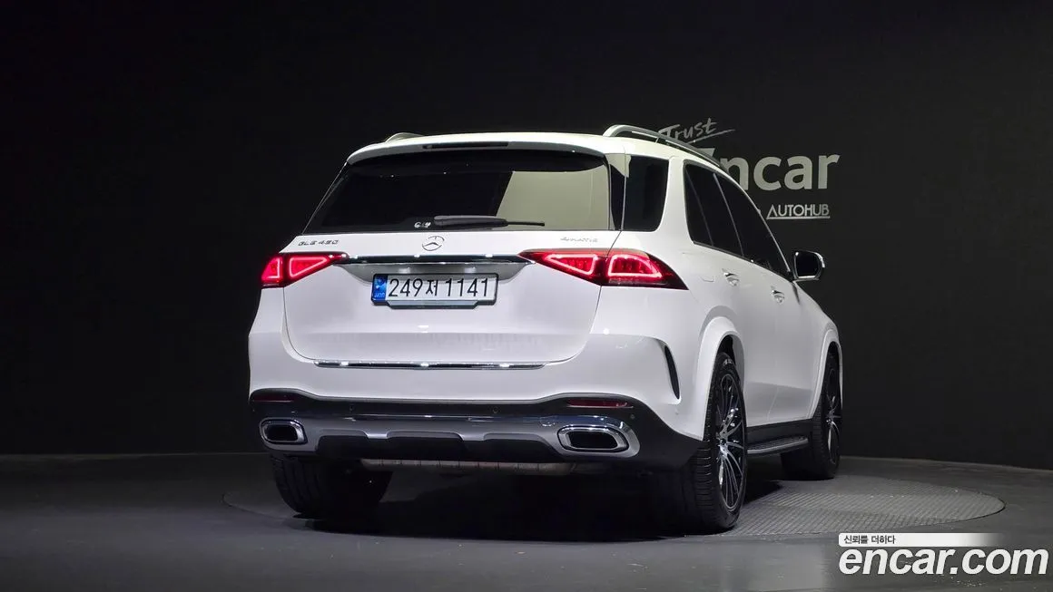 Mercedes-Benz GLE-Class — фото 4