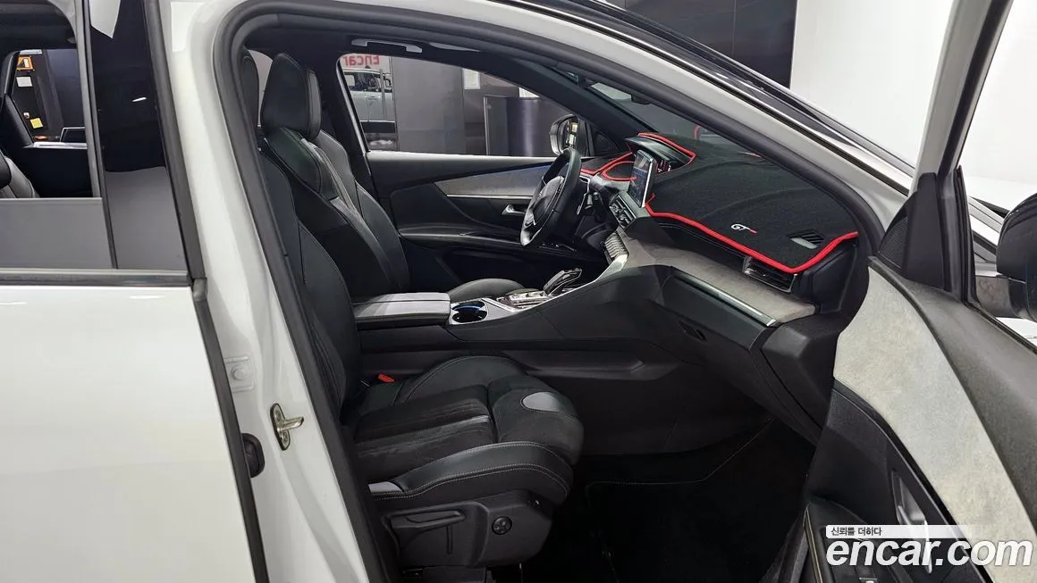 Peugeot 5008 2021 из KR, фото 10