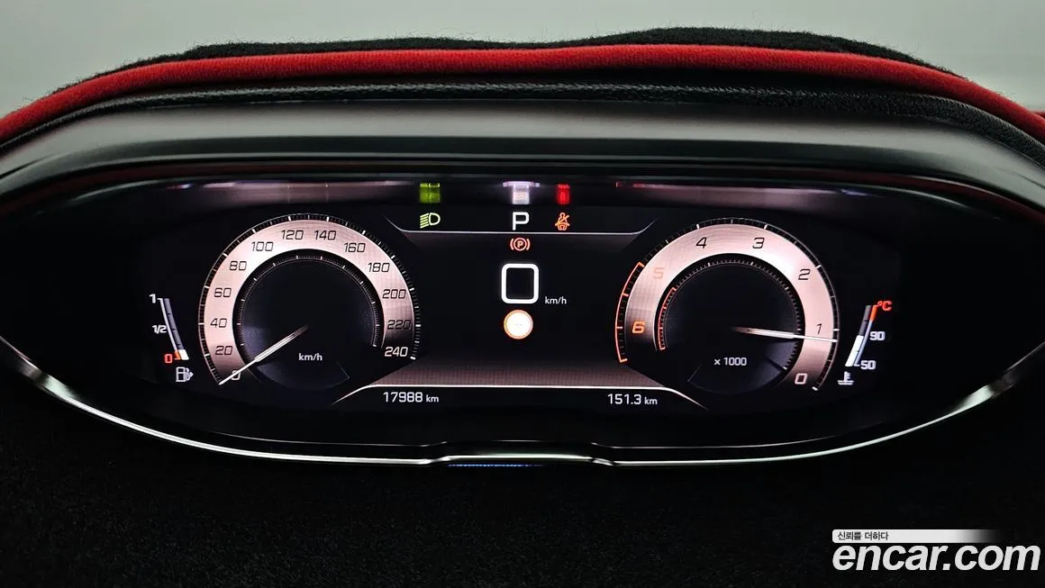 Peugeot 5008 2021 из KR, фото 8