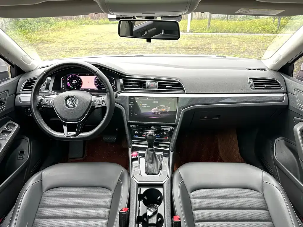 Volkswagen Lamando 2021 из CN, фото 8