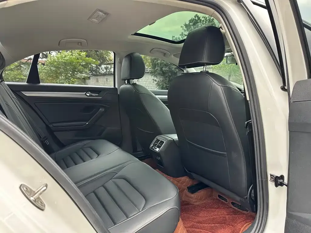 Volkswagen Lamando 2021 из CN, фото 9