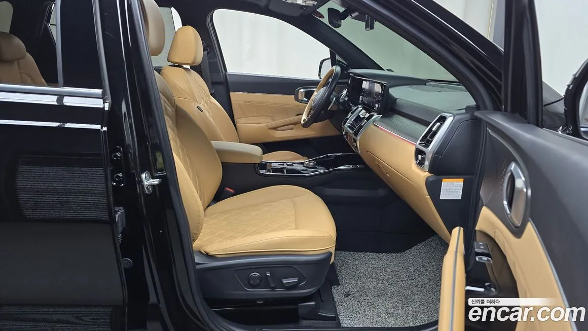 Kia Sorento — фото 10