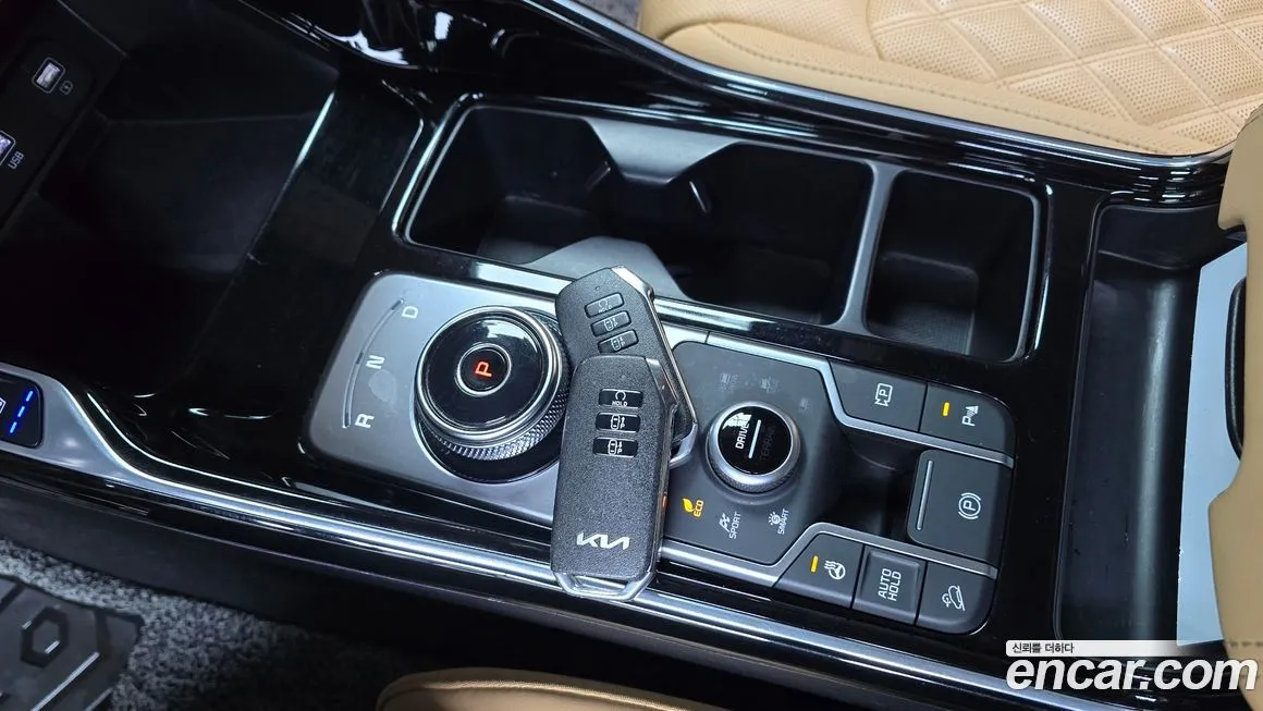 Kia Sorento — фото 9