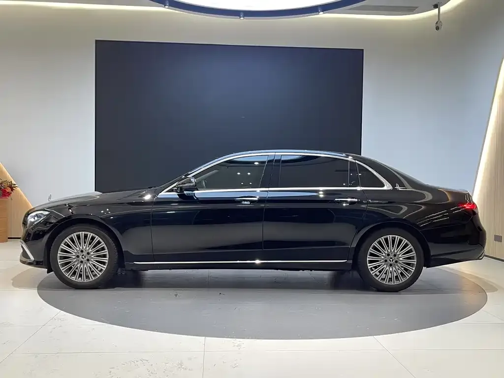 Mercedes-Benz E-Class 2021 из CN, фото 4
