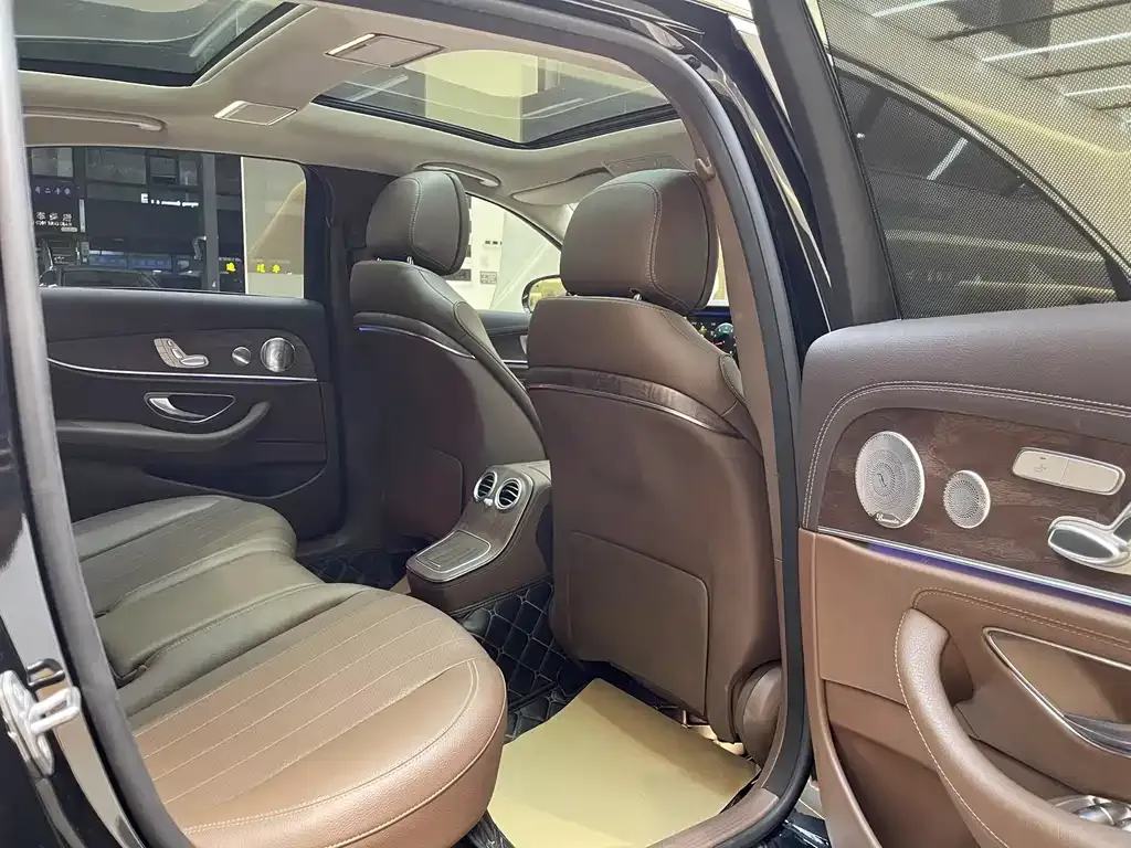 Mercedes-Benz E-Class 2021 из CN, фото 8